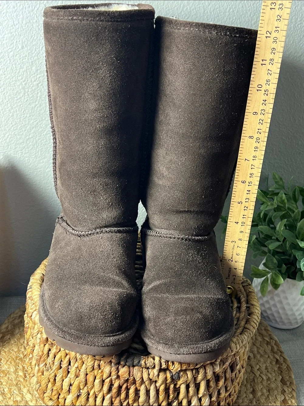 BEARPAW Elle Tall Brown Suede Shearling Boots Women’s Size 6